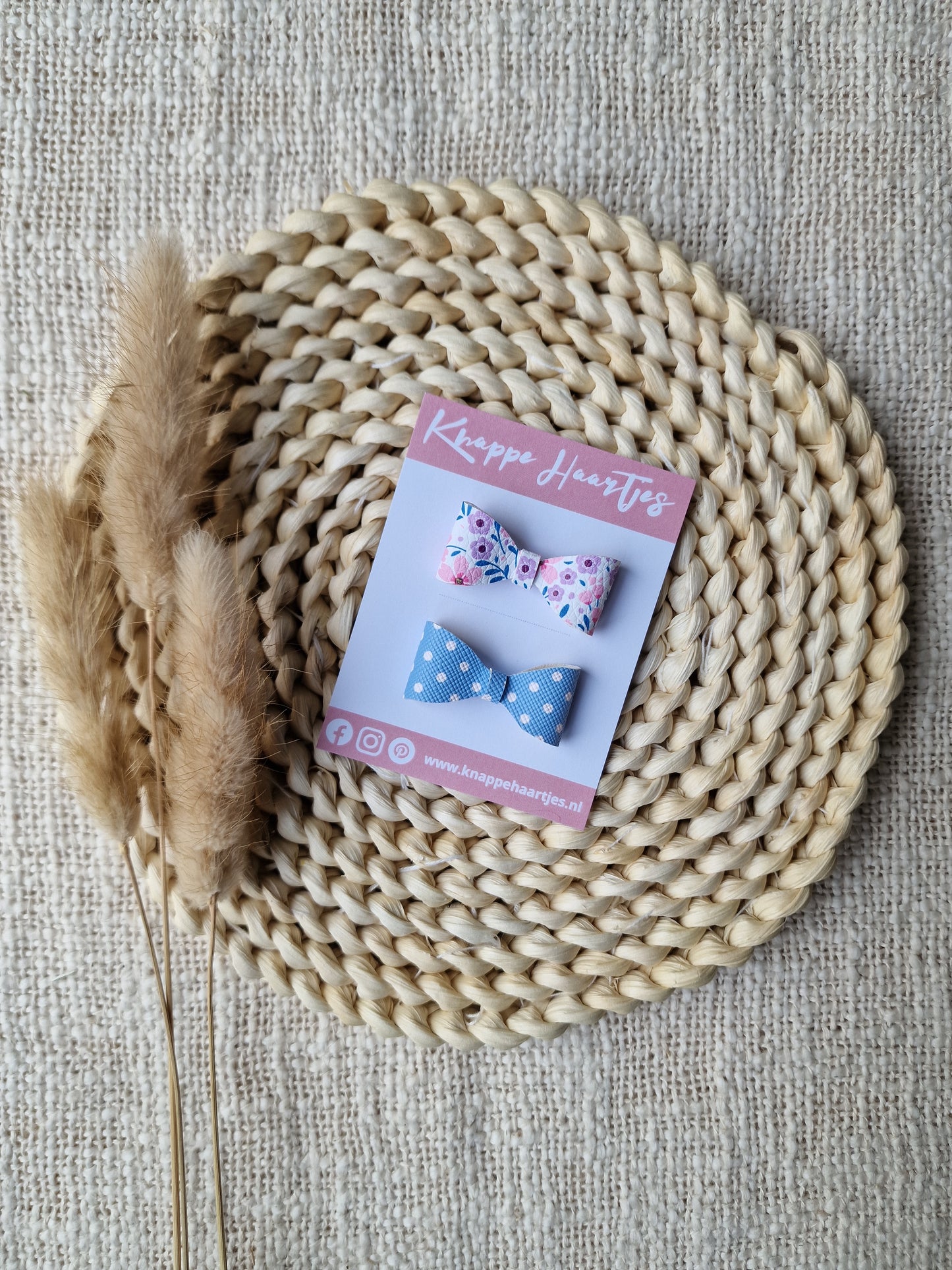 Lila Bloemen set strik